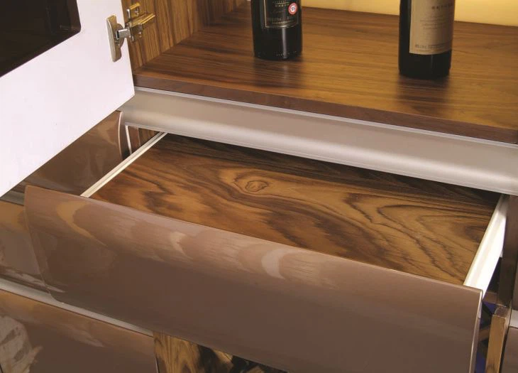 paint lacquer kitchen cabinet